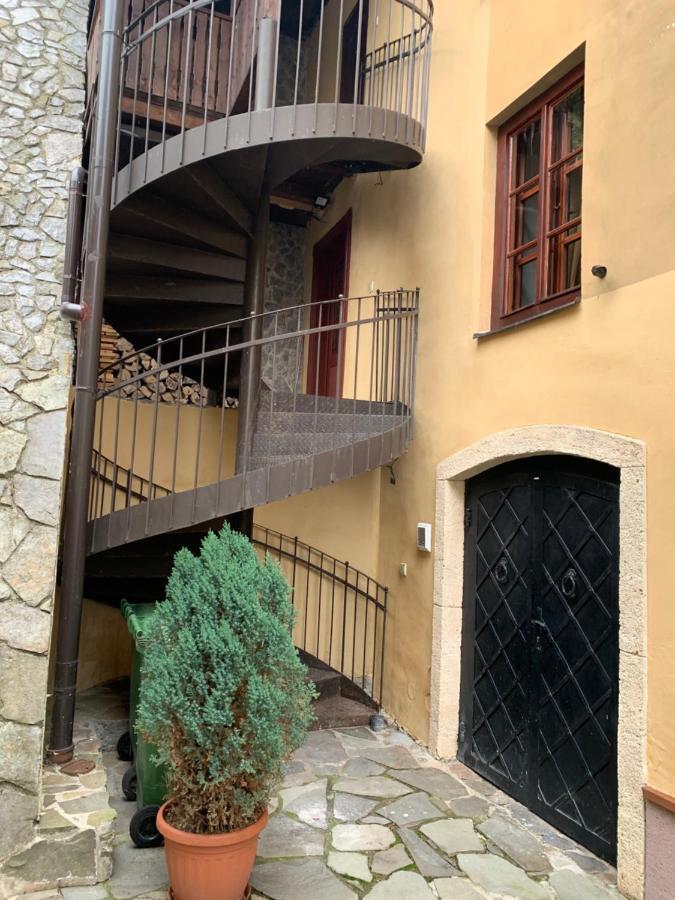 Apartman Pri Lyceu Banská Štiavnica Exterior foto
